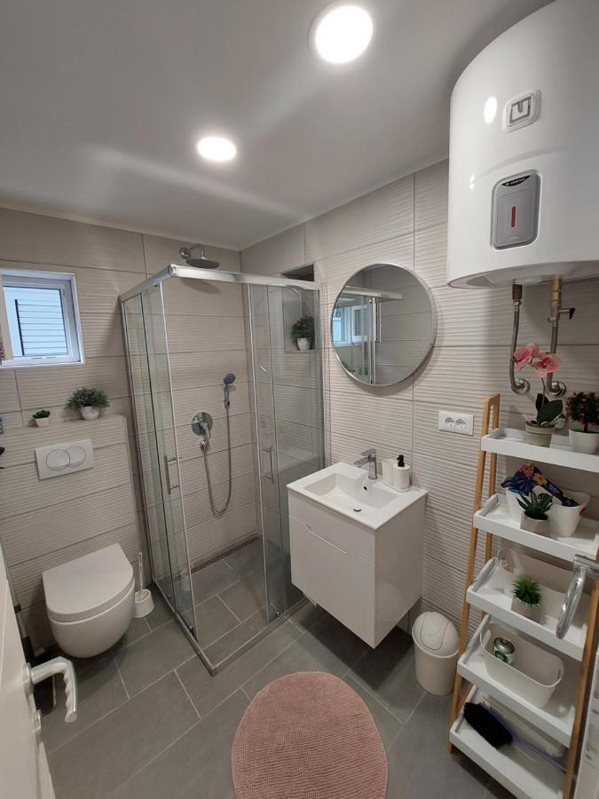 Apartman Karla Jadrija Zewnętrze zdjęcie